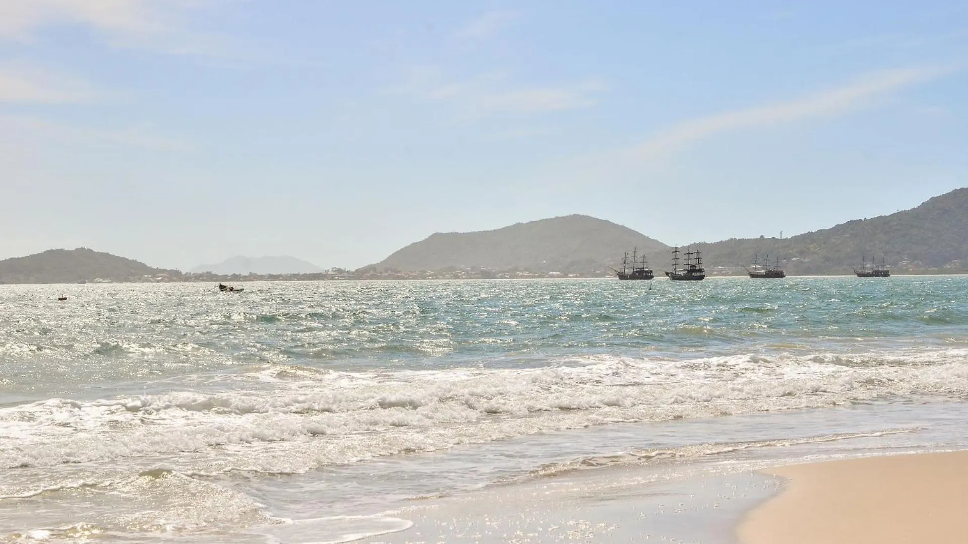 Apto Junto A Praia Em Canasvieiras Uq9723 Florianopolis Apartment